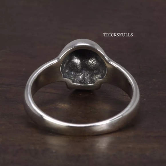 925 Sterling Silver Classic Skull Biker Gothic Punk Ring Sizes 7 8 9 10 11 12 - Picture 5 of 8